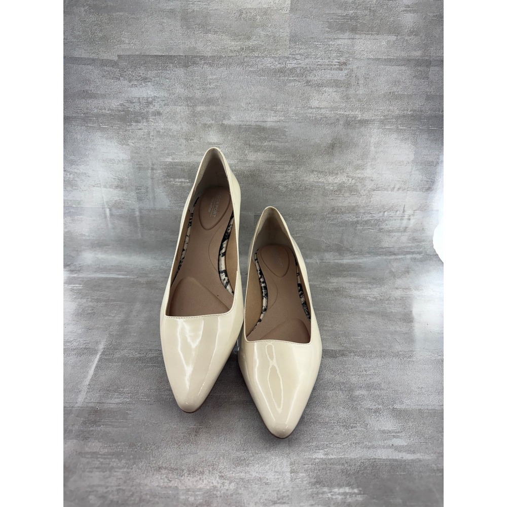 Rockport Total Motion Women 9 Cream Patent Leather Pointed Toe Block Heel CI3495